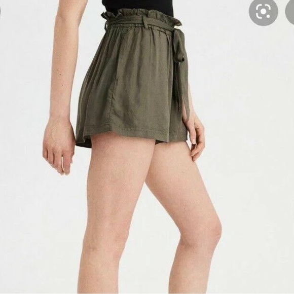 𝅺American Eagle Olive Green Paper‎ Bag Shorts Size XL - Picture 2 of 8